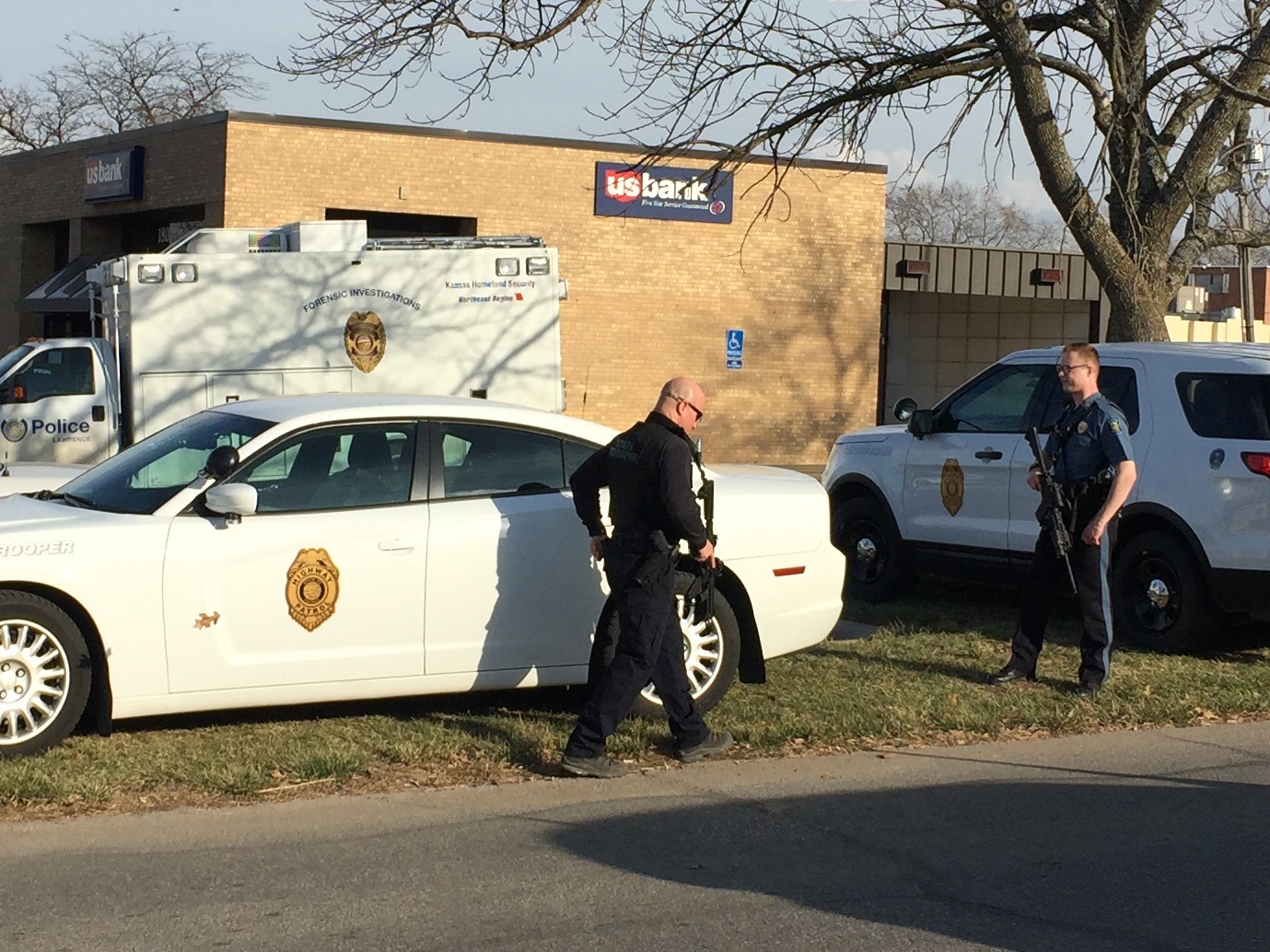 Police investigating bank robbery on southwest side of Lawrence | News ...